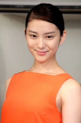 武井咲「憧れのブランド」グッチと日本人初契約！