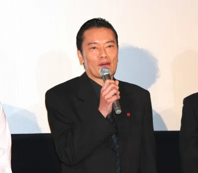 遠藤憲一は「結子ちゃんは初めのころは撮影が終わるとハグとかしてくれたよね…」と暴露!