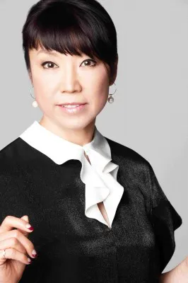 NHKでユーミンの初レギュラー番組がスタート! 第一線で活躍する女性たちとトーク!