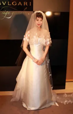 「ジュゼッペ・パピーニ」の新作ウエディングドレス