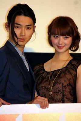 松田翔太が絶賛する“魔法の髪型”って!?