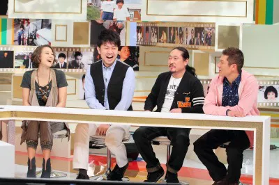 出演のSHELLY、土田晃之、西田幸治（笑い飯）、哲夫（笑い飯）（写真左から）