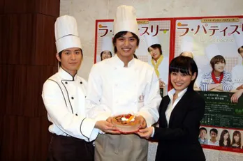 年上役はプレッシャー？ 井上正大、高橋愛らがパティシエ役に挑戦した舞台がいよいよ公演!!
