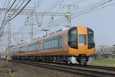 堂本剛が作詩作曲した「縁を結いて」が、近鉄・特急列車の発車メロディーに採用された