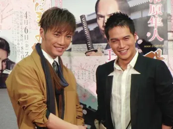 市原隼人と成宮寛貴が時代劇初共演!「市原はこだわりの男」