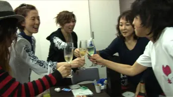 伝説のガールズバンド・プリンセス プリンセス復活の舞台裏に密着!