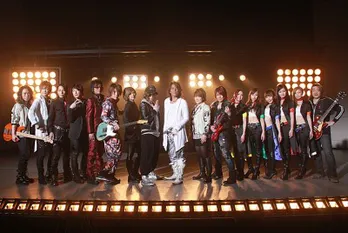 「仮面ライダー×スーパー戦隊」コラボ映画の主題歌は、アーティスト総勢27人による大コラボ楽曲に!!