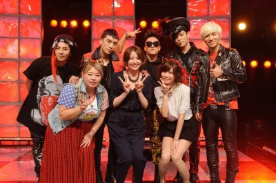 「ストライクミュージック」に登場した渡辺直美、長澤まさみ、大島麻衣（前列左から）とBIGBANG（後列）
