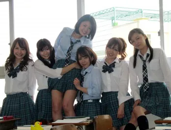 渕上彩夏ら方言美女たちが「頬ずりしてあげる！」