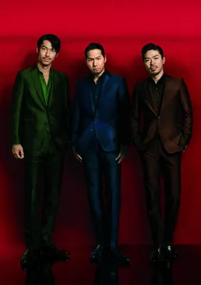 AKIRA、HIRO、MATSUによるポスター写真