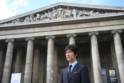 NHKスペシャル「知られざる大英博物館」でナビゲーターを務める堺雅人