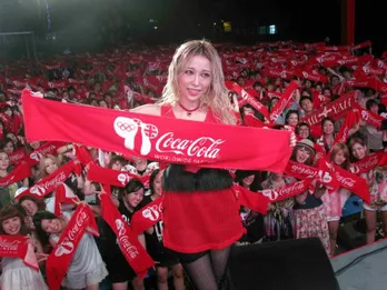 お台場合衆国プレライブに加藤ミリヤが登場! 話題のオリンピックソングも披露!!