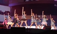 OPENING ACTではSUPER☆GiRLSの妹分・Cheeky Paradeが登場