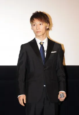 【写真】「いつもと違った角度で自分たちを客観視できた」と語るボーカル・TAKUYA∞