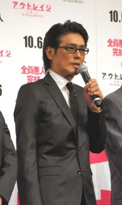 「高い緊張感と自由と、すばらしい空気の中で演じさせていただけて、本当に幸せでした」と明かす高橋克典