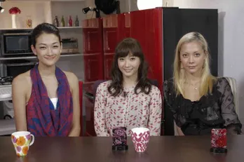 冨永愛とFacebookでリアルタイムトーク! スーパーモデルのコーディネート術を披露!