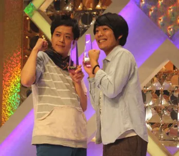 ほんわかコントの「うしろシティ」がNHK新人演芸大賞・演芸部門で大賞を受賞!