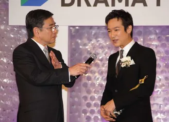 「東京ドラマアウォード2012」主演男優賞に堺雅人、主演女優賞に尾野真千子