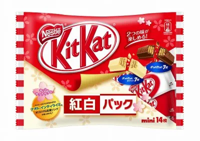 ことしで発売8年目を迎えた紅白の個包装パッケージ。期間限定商品で受験生とその家族に人気