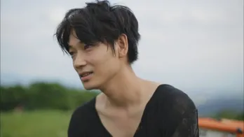 「生きていて良かった」綾野剛が“自分自身”を再確認した115日間に密着!!