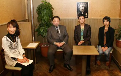 この日、ハードボイルドについて熱く語り合った襟川クロ、東直己、村上淳、横浜聡子(写真左から)