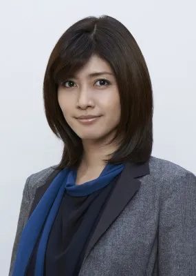 女性としてサキに不信感を募らせる隼人の上司・濱田直美を内田有紀が演じる