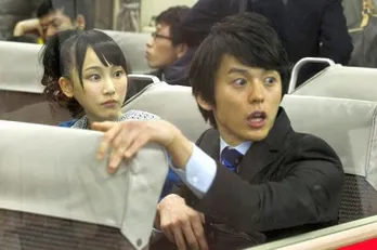 SKE48・松井玲奈が普段使いの電車内での撮影に「リアルすぎて不思議！」