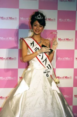 Miss of Miss CAMPUS QUEEN CONTEST 2012でグランプリに輝いた立命館大学の高橋加奈代さん