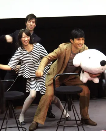 EXILE・KENCHI、坂下千里子とパックンと一緒に「Choo Choo Train」を踊る！