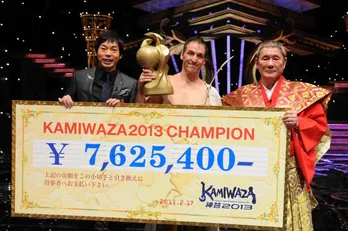 「KAMIWAZA2013」は“バランス連鎖の神”マディールが優勝！　たけしも驚きの“神芸”を披露!!