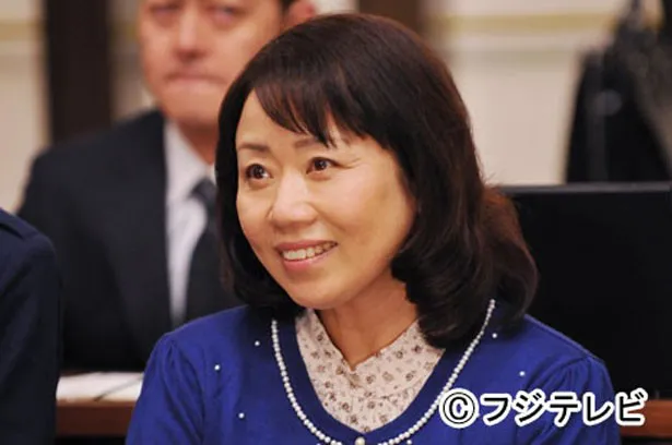 法廷で真由美は、検事の岡部貴子（田中美佐子）と対決する