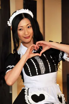 これぞ“エッチなお姉さん”の真骨頂!? 壇蜜が妖艶なメード姿を披露!