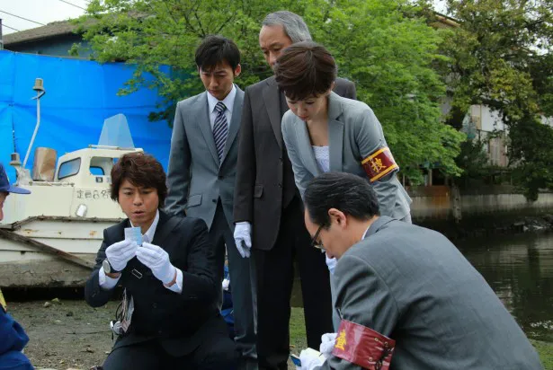 【5月22日放送回の写真はこちら】横山らは不動産会社の副社長が殺される事件を追う！