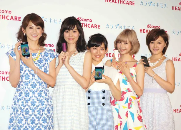 高垣麗子、安座間美優、福田彩乃、水沢アリー、久住小春(写真左から)