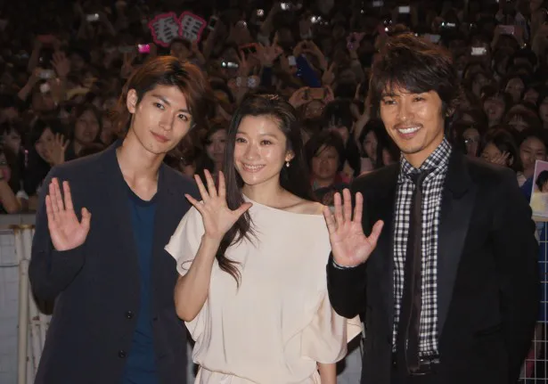 イベントに登場した三浦春馬、篠原涼子、藤木直人(写真左から)