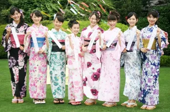 X21・吉本実憂らが浴衣姿を披露！ この夏は 「浴衣を着てみんなで花火をしたい！」