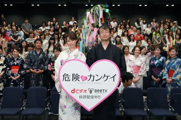 イベントに登場した深田と金子修介監督(写真左から)
