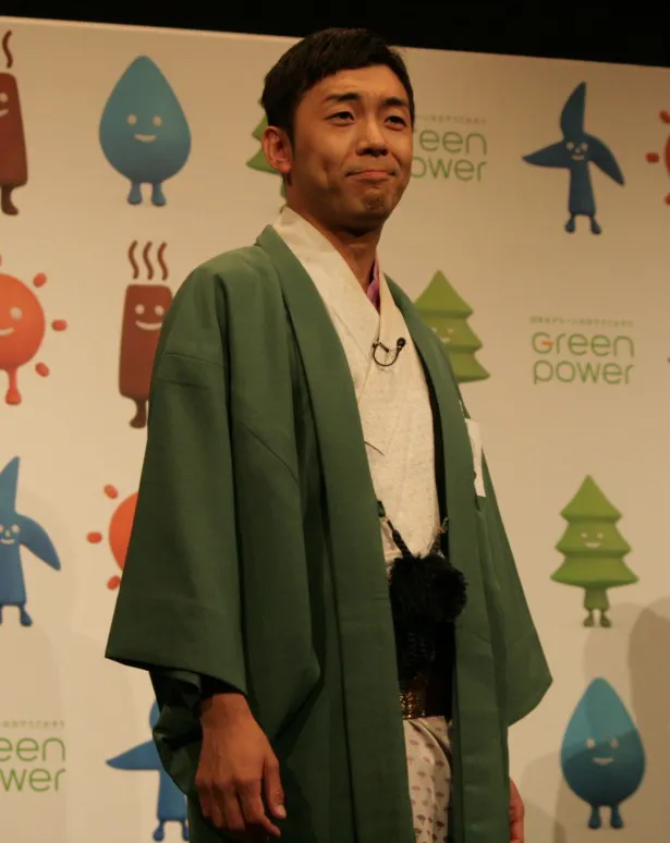 「笑点」から借りてきたのでは？と疑われたグリーンの衣装に、木村は「違います」と全力で否定