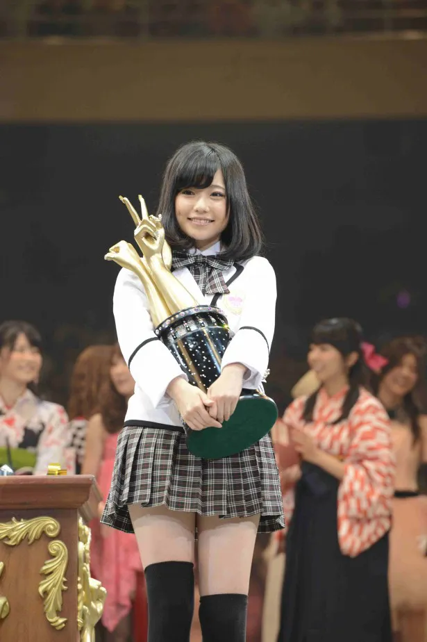 '12年第3回大会では島崎遥香（AKB48）がチョキのみで本選を勝ち進み、見事センターの座を射止めた