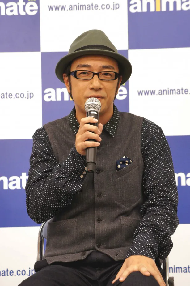 「あと2カ月で40歳なんですが、まさかの高校生役でした」と明かし、会場を沸かす角田晃広
