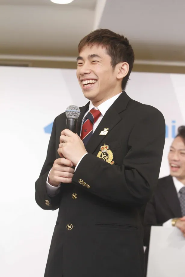 織田信成選手は「グランプリシリーズは本当に一戦一戦大切な戦いになってくると思うので、しっかり自分の力を出し切り、笑顔で終えられるようにしたいです」