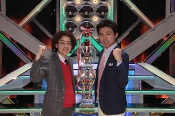 お笑いコンビ・学天即が「NHK新人演芸大賞・演芸部門」で大賞を受賞!