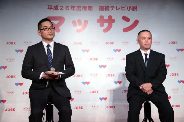 （左から）プロデューサーの櫻井賢氏と脚本を担当する羽原大介氏