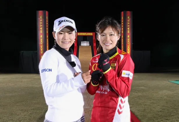 【画像】ゴルフの横峯さくら選手(左)と女子サッカーの川澄奈穂美選手(右)がガチ対決！