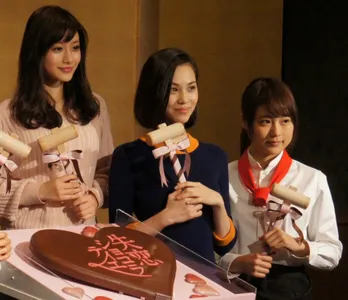 松本潤が小悪魔女子を“ちょっといいな” 「失恋ショコラティエ」の記者発表に豪華出演者が集合!