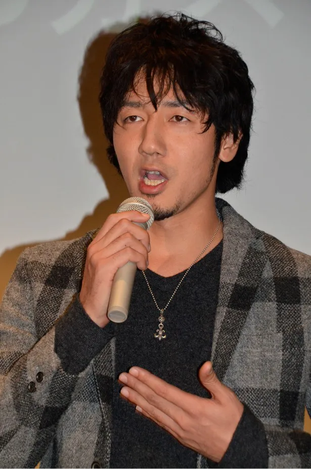 「撮影現場は本当に楽しい現場でした」と語る弓削智久。主人公の友人であり恋のライバル役を演じる