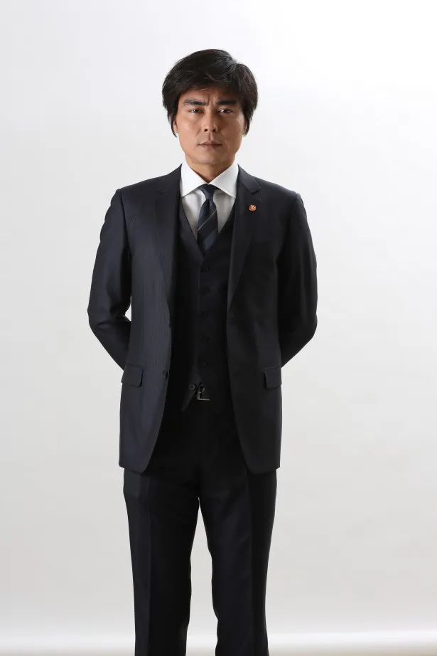 小澤扮する佐久晋吾は、名前と“策士”をかけて“さくしん”の愛称で呼ばれることも