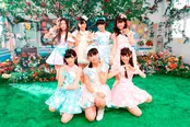 新番組がスタートするAKB48の研究生ユニット・てんとうむChu！の(前列左から)岡田奈々、小嶋真子、西野未姫、(後列左から)北川綾巴、田島芽瑠、朝長美桜、渋谷凪咲