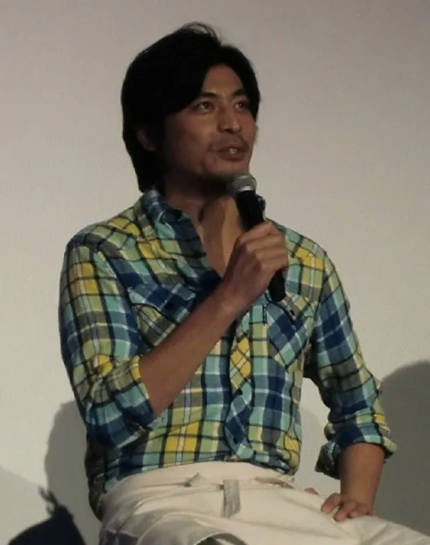 坂口憲二は「先月まで同じ時間のドラマ(「医龍4―」)に出ていたので、なるべくその人(朝田)に見えないように笑顔でやっています。…オペは終わったので(笑)」と話し、会場の笑いを誘った