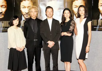 浅野忠信が連ドラ初主演!会見で女装騒動の真相を明かす